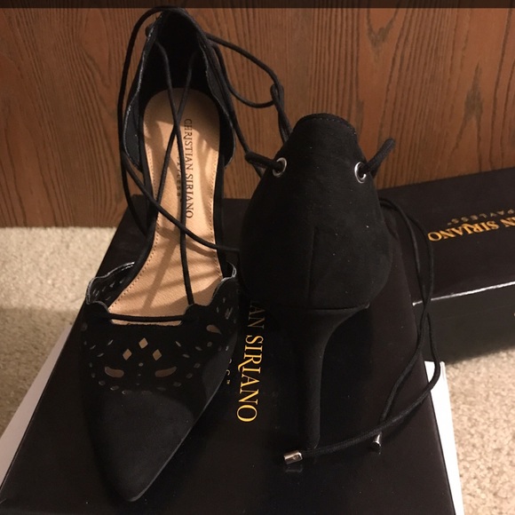 Shoes - Picture 5 of 7